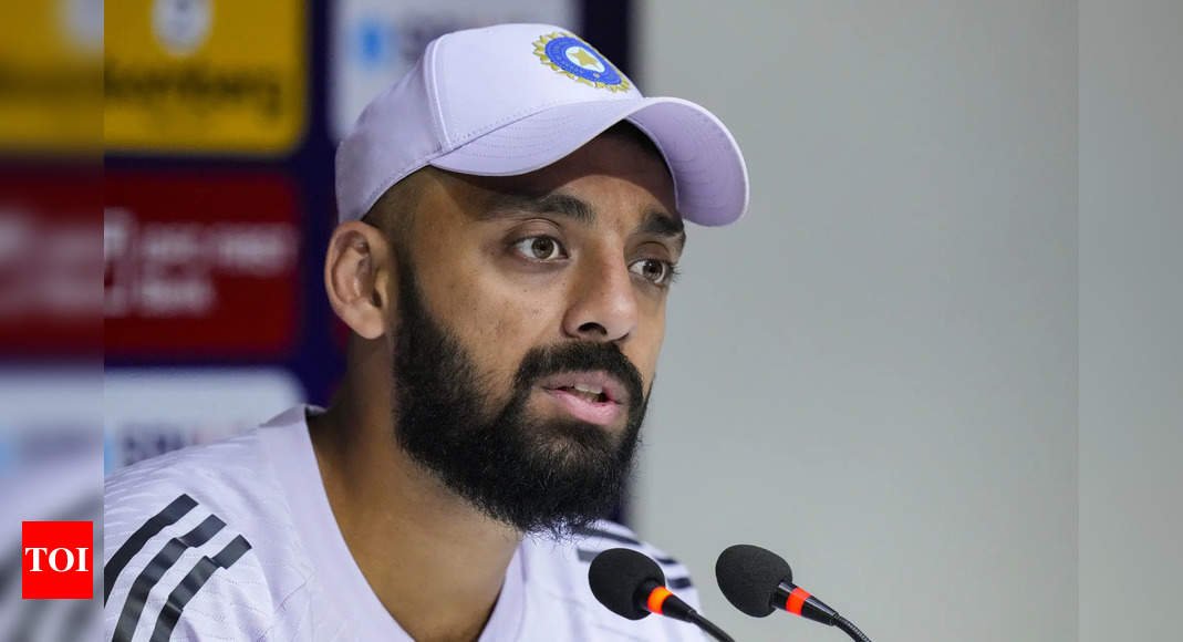 why-is-chakravarthy-not-playing-ind-vs-eng-3rd-odi?